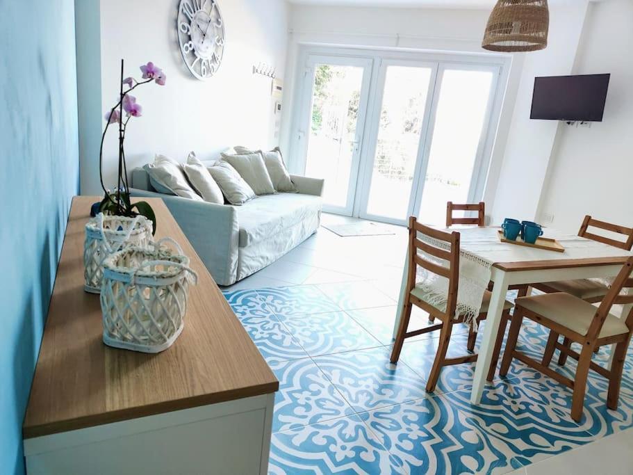 Ferienwohnung Le Sfumature Del Mare San Vito Chietino Exterior foto